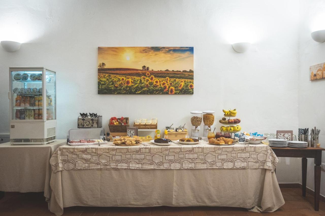 Podere San Filippo B&B-Apartment-Pet Friendly-Rent Bike And Bike Friendly Бибона Екстериор снимка