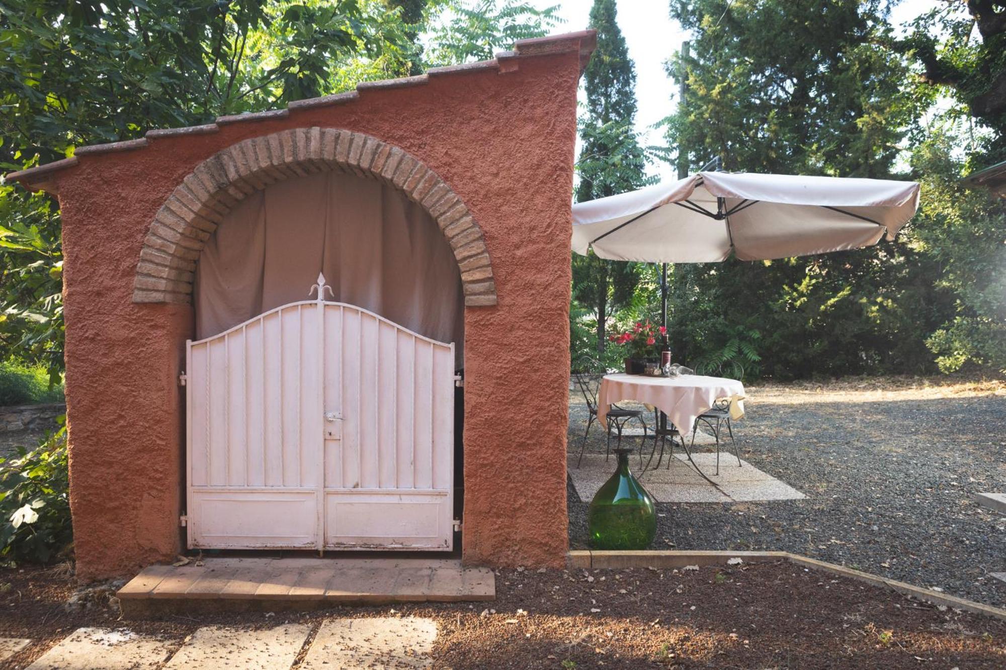 Podere San Filippo B&B-Apartment-Pet Friendly-Rent Bike And Bike Friendly Бибона Екстериор снимка