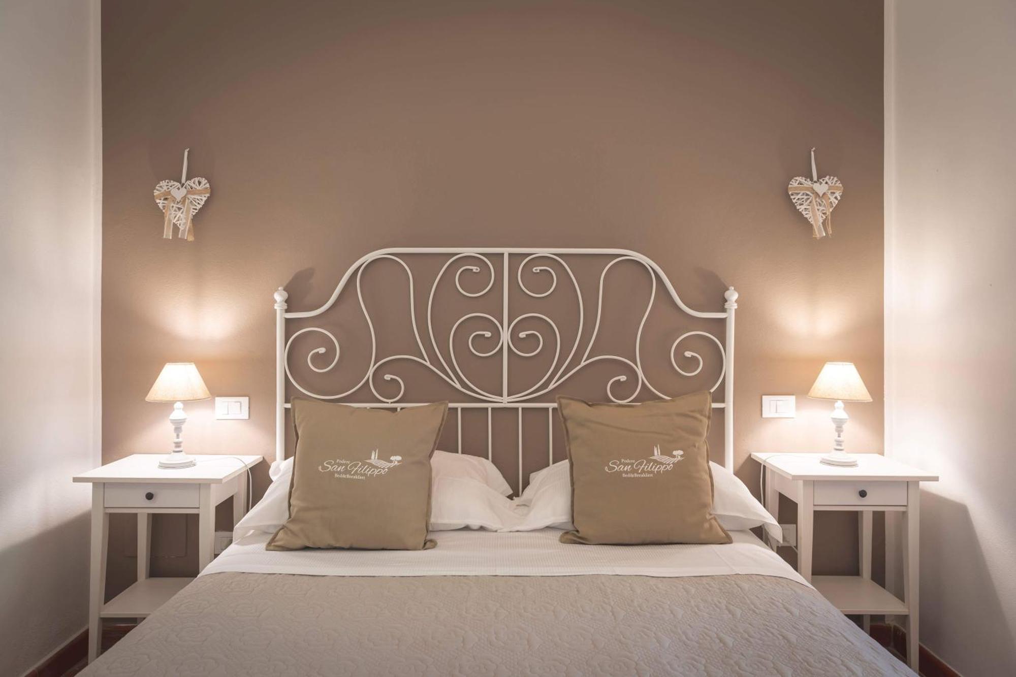 Podere San Filippo B&B-Apartment-Pet Friendly-Rent Bike And Bike Friendly Бибона Стая снимка