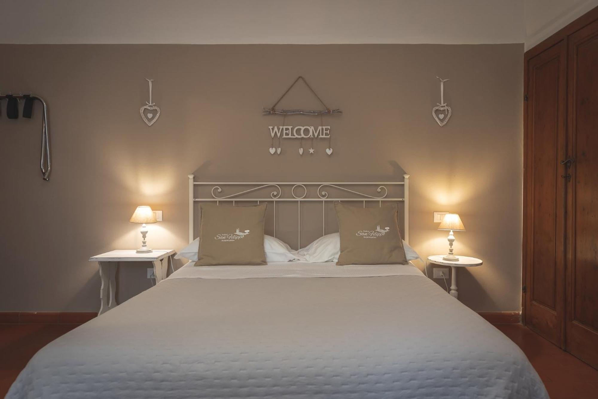 Podere San Filippo B&B-Apartment-Pet Friendly-Rent Bike And Bike Friendly Бибона Стая снимка
