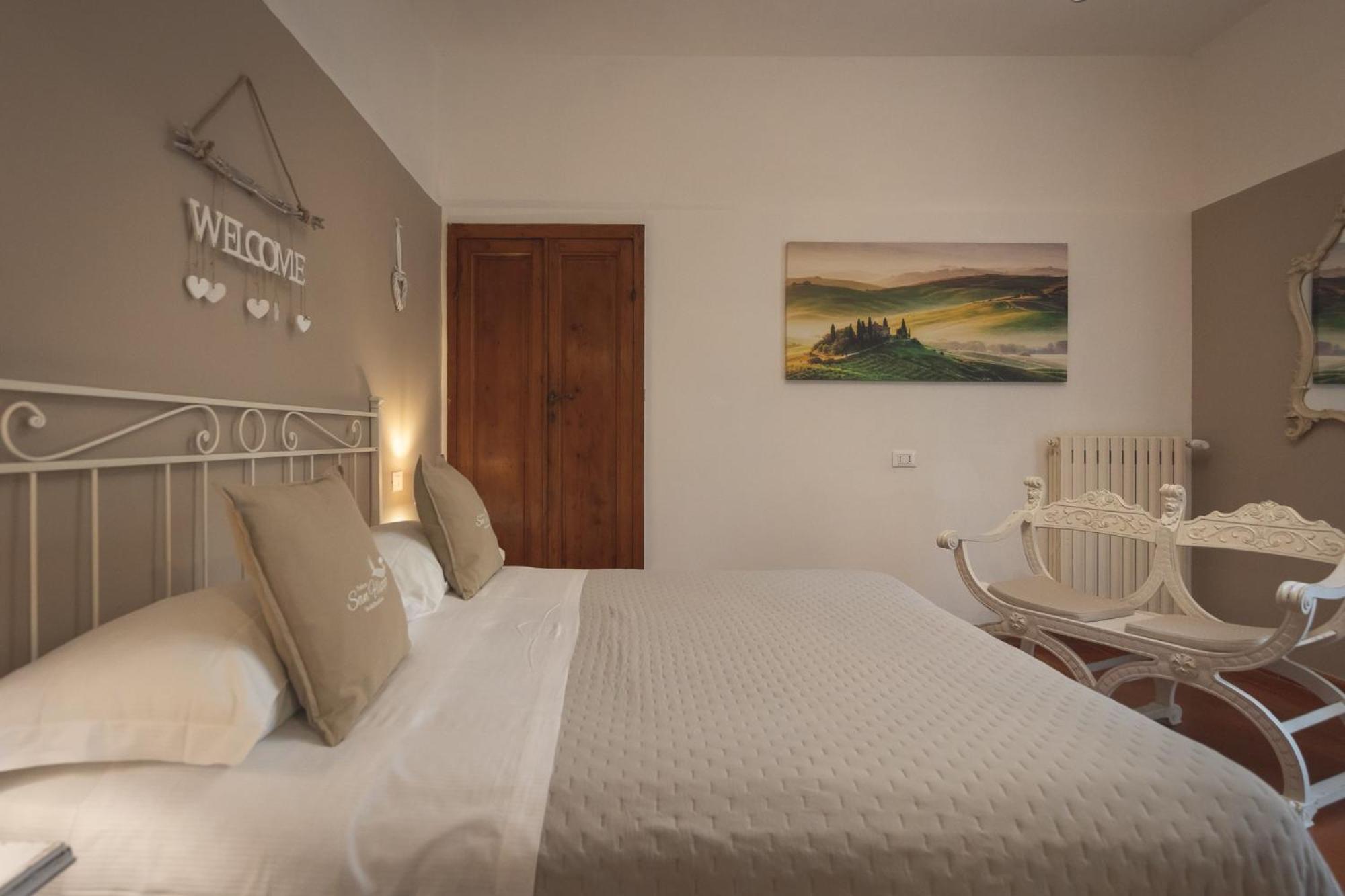 Podere San Filippo B&B-Apartment-Pet Friendly-Rent Bike And Bike Friendly Бибона Екстериор снимка